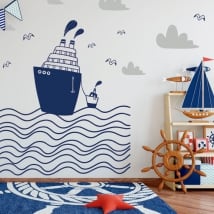 Children vinyls boats in the sea